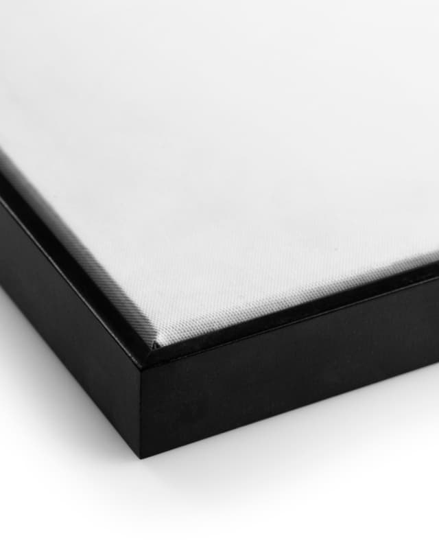 Μαύρη κορνίζα thumbnail